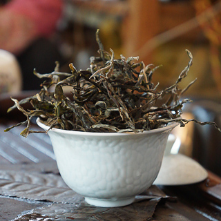 Sun-dried puer tea