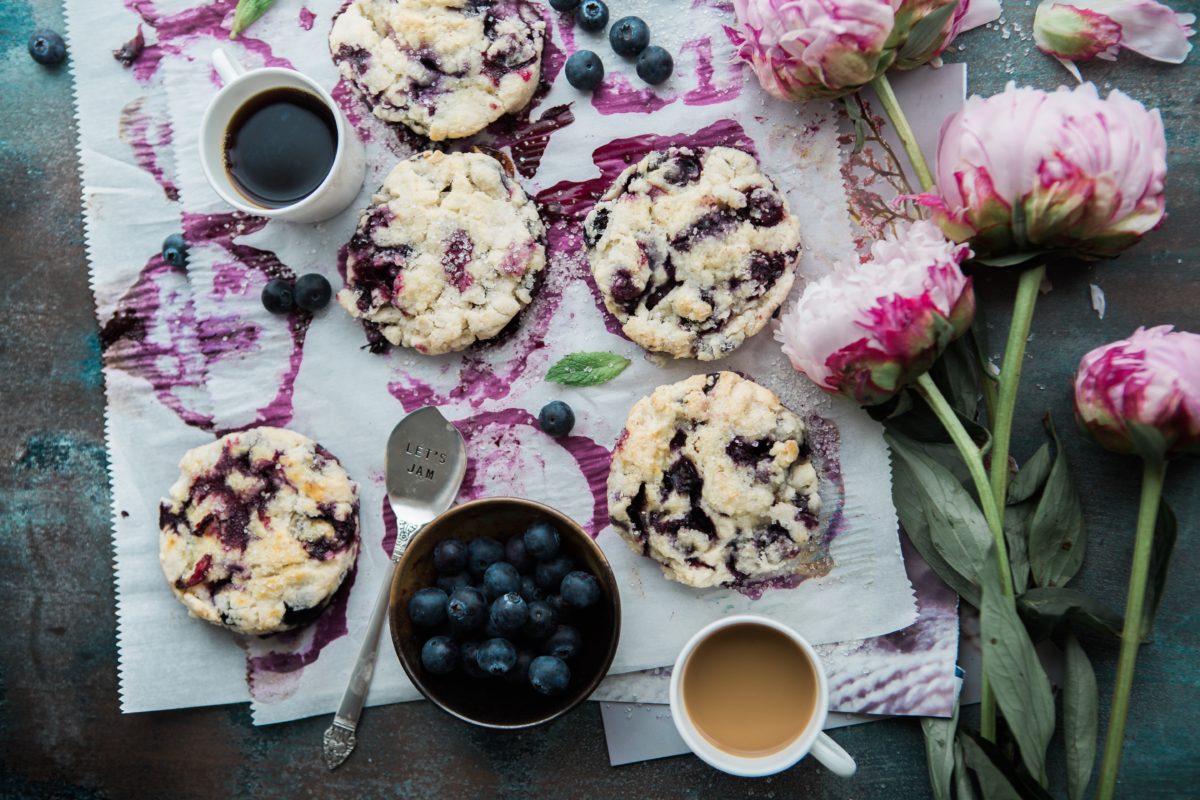 Early Grey scones with fresh blueberries