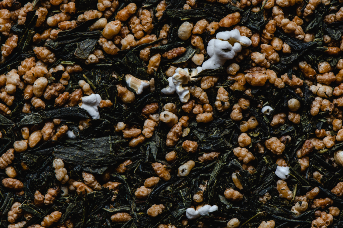 The sweet, nutty, toasty notes of Genmaicha tea pair beautifully with grilled corn.