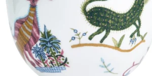 TJ48 GIFTING Unique Moms Wedgwood Mythical1