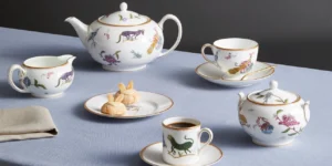 TJ48 GIFTING Unique Moms Wedgwood Mythical2
