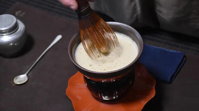Tasting the Mo Cha